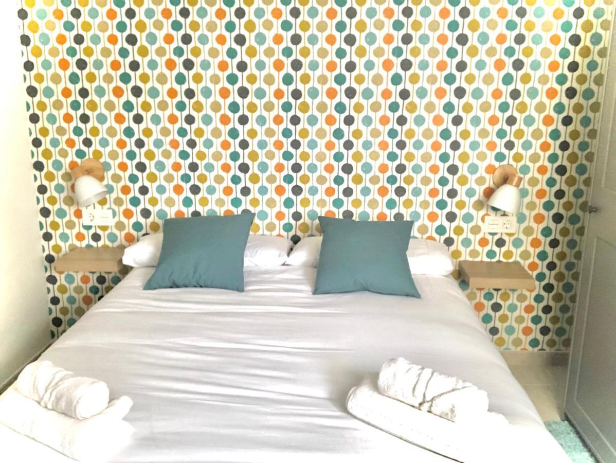 Apartamentos Cruz กรานาดา ภายนอก รูปภาพ